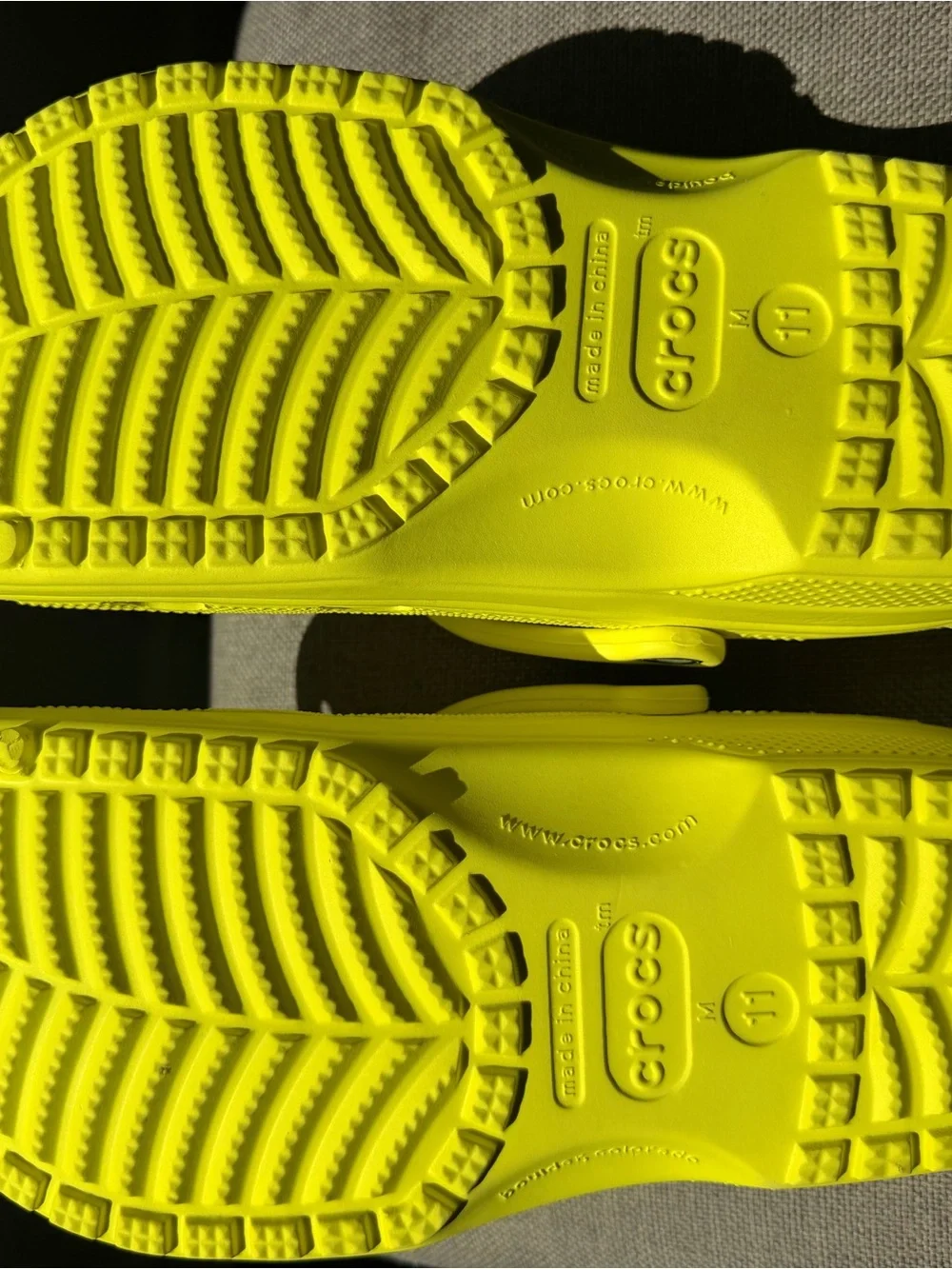 CROCS Classic Clog in Bright Yellow